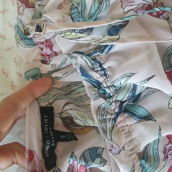 Romeo + Juliet Couture White Floral Off Shoulder Ruffle Midi Dress Size S Summer - Picture 2 of 11
